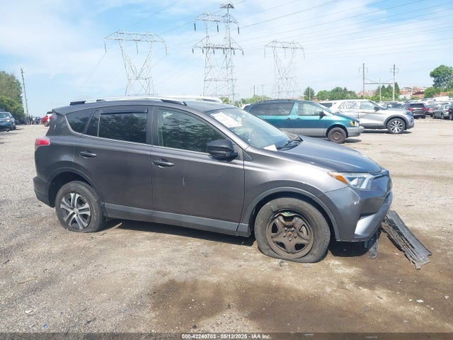 Toyota RAV4 LE 2016 JTMBFREV2GJ095200 Image 17