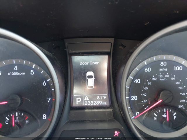 5XYZUDLB7GG327435 Hyundai Santa Fe Sport 2.4l