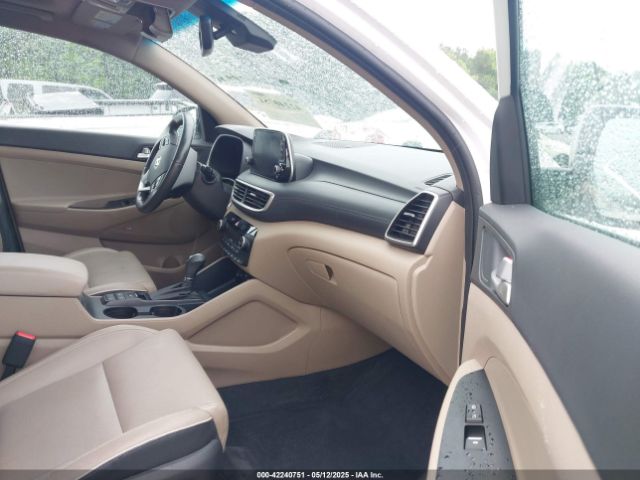 2019 HYUNDAI TUCSON KM8J33AL8KU903140 Photo 4