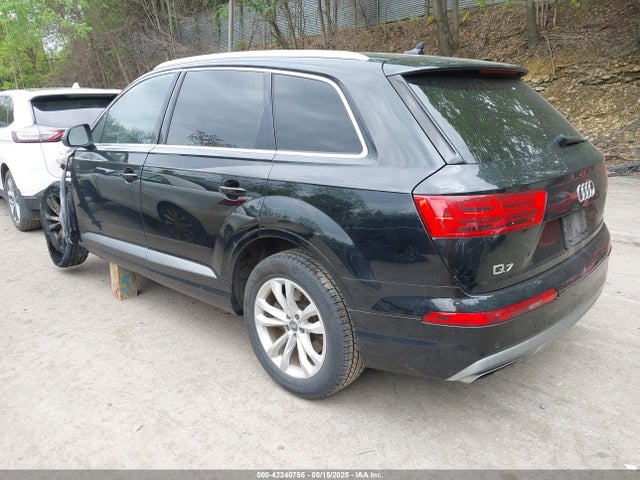 2017 AUDI Q7 WA1LHAF77HD053258 Photo 2