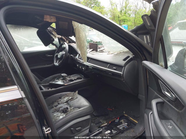 2017 AUDI Q7 WA1LHAF77HD053258 Photo 4