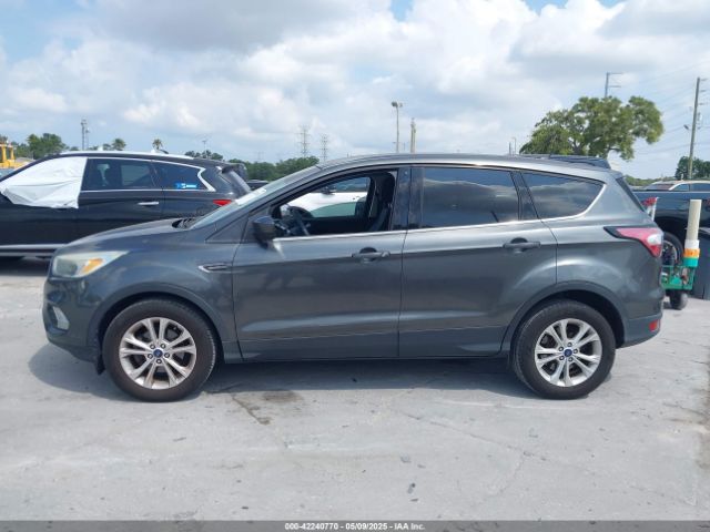 1FMCU0GD6HUC12721 Ford ESCAPE SE