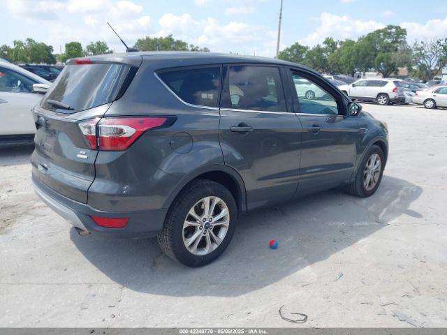 1FMCU0GD6HUC12721 Ford ESCAPE SE