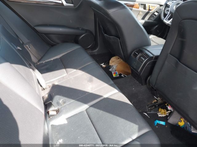 2012 MERCEDES-BENZ C 300 WDDGF8BB7CR201054 Photo 7