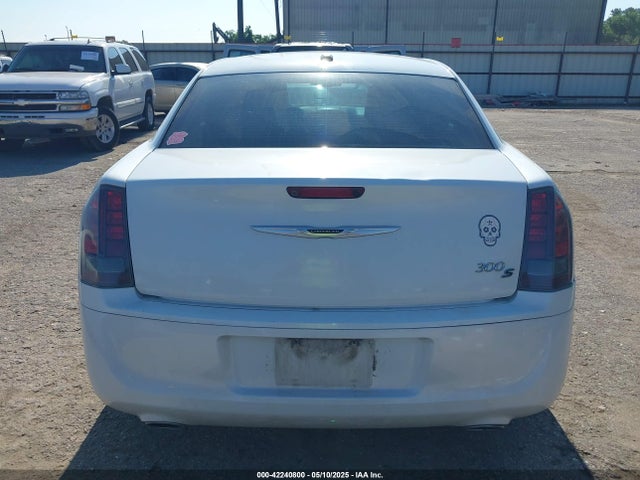 2C3CCABG2EH322943 Chrysler 300 300s