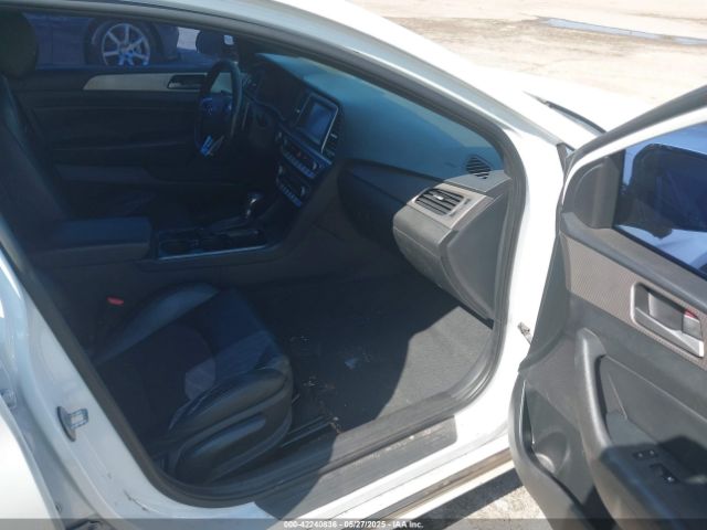 5NPE34AFXKH774141 Hyundai Sonata Sport