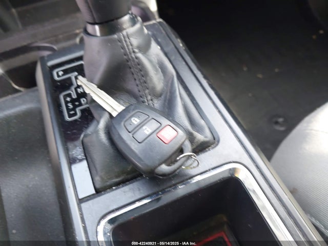 5TFAX5GN7JX130316 Toyota Tacoma Sr