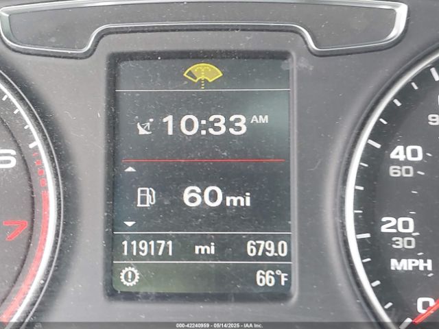 WA1JCCFS2HR002405 Audi Q3 2.0t Premium
