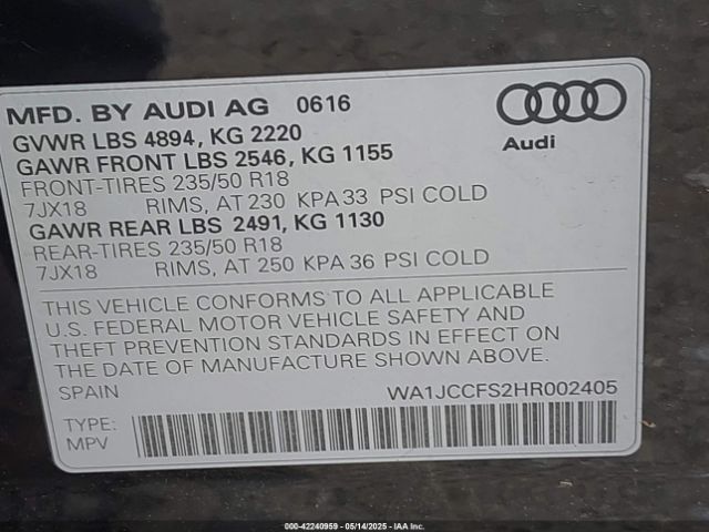 WA1JCCFS2HR002405 Audi Q3 2.0t Premium
