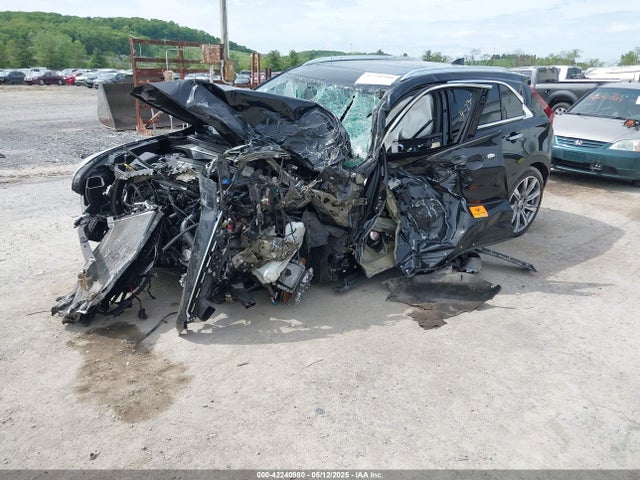 2023 CADILLAC XT4 1GYFZCR42PF102540 Photo 1