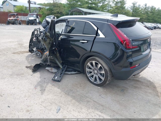 2023 CADILLAC XT4 1GYFZCR42PF102540 Photo 2