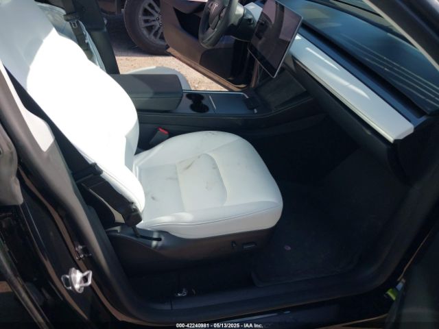 2022 TESLA MODEL Y 7SAYGDEE6NF515462 Photo 4