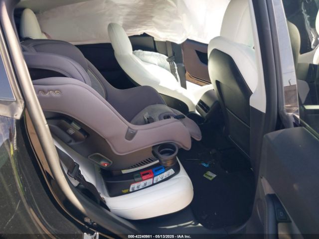 2022 TESLA MODEL Y 7SAYGDEE6NF515462 Photo 7