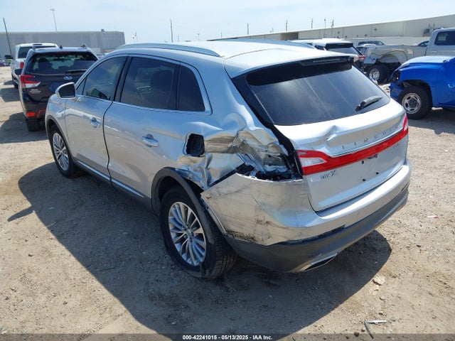 Lincoln MKX 2016 2LMTJ8KR3GBL33189 Image 3