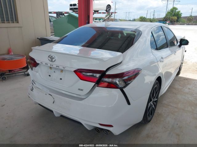 4T1G11AK8RU869951 Toyota CAMRY SE