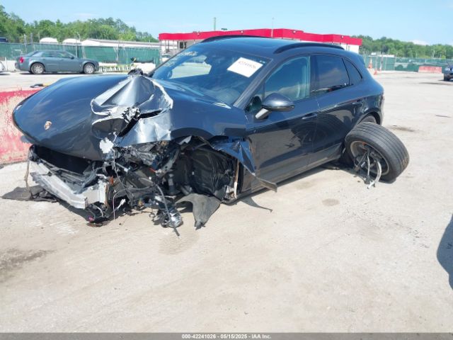2018 PORSCHE MACAN WP1AA2A51JLB07354 Photo 1