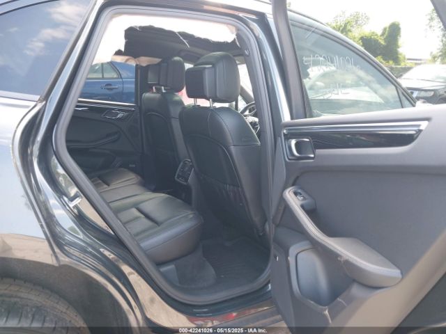2018 PORSCHE MACAN WP1AA2A51JLB07354 Photo 7