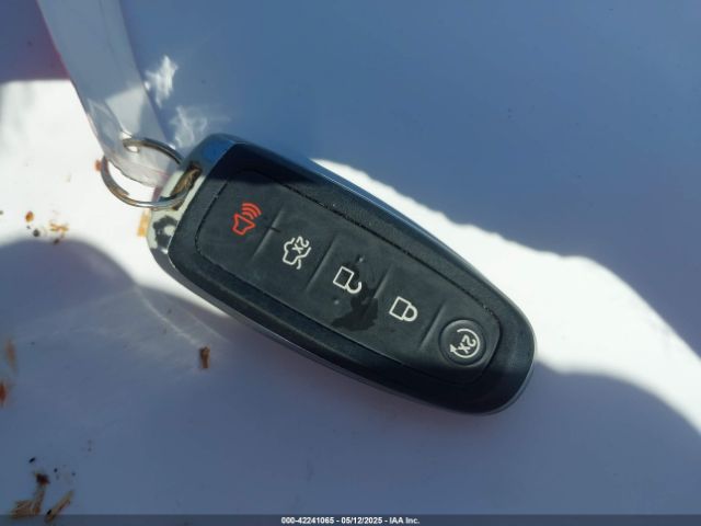 1FMCU9GD0KUB92008 Ford ESCAPE SE
