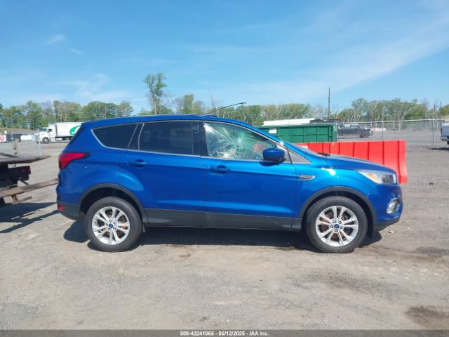 1FMCU9GD0KUB92008 Ford ESCAPE SE
