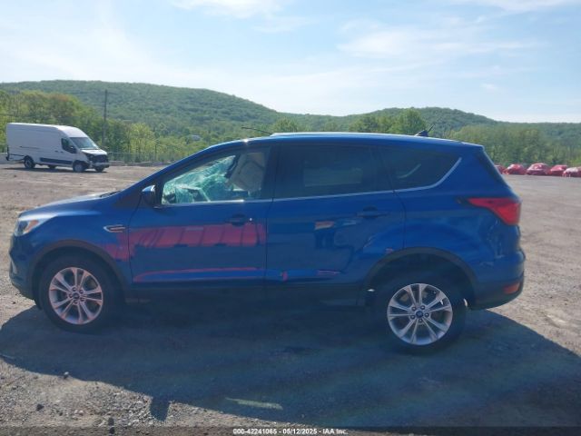 1FMCU9GD0KUB92008 Ford ESCAPE SE