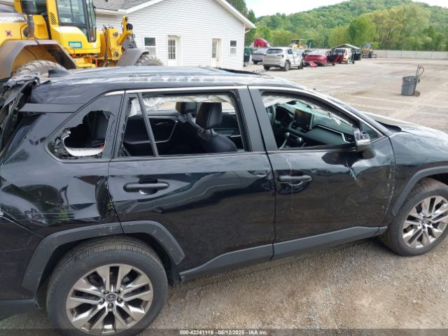 2T3A1RFV7MC145340 Toyota Rav4 Xle Premium