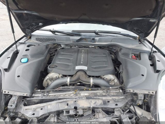 2017 PORSCHE CAYENNE WP1AB2A24HLA53402 Photo 9