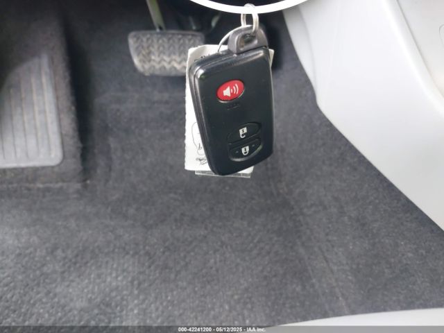 JTDKN3DU7F0418265 Toyota Prius Four