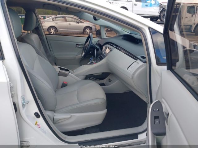 JTDKN3DU7F0418265 Toyota Prius Four