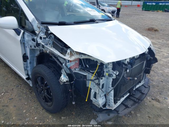 JTDKN3DU7F0418265 Toyota Prius Four