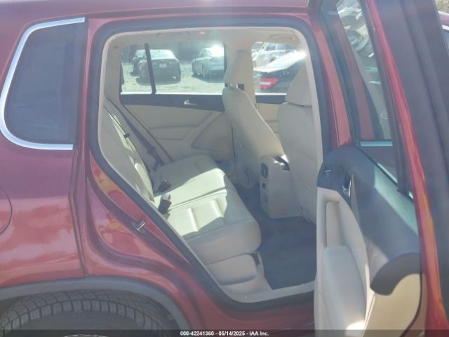 WVGBV7AX7FW109233 Volkswagen Tiguan Sel