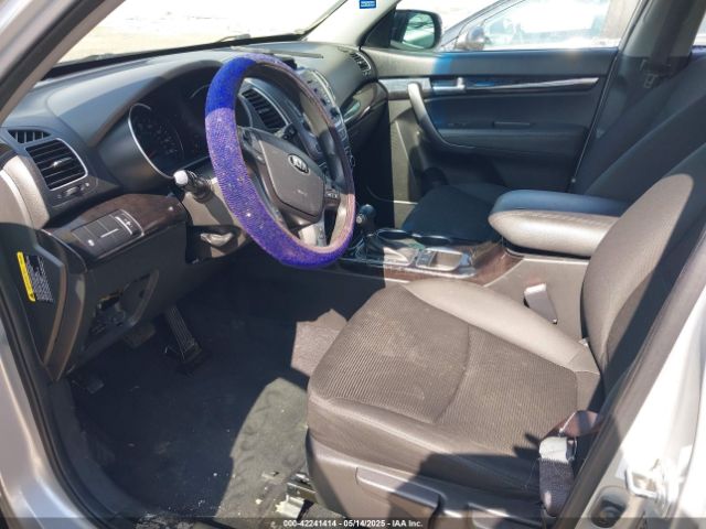 5XYKT3A69EG494378 KIA SORENTO LX