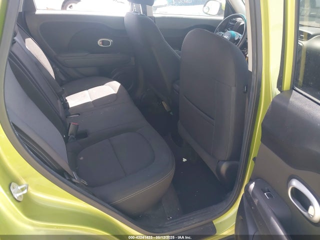 KNDJP3A59J7891054 KIA g