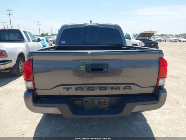 3TYAX5GN3MT015565 Toyota 2tr-fe