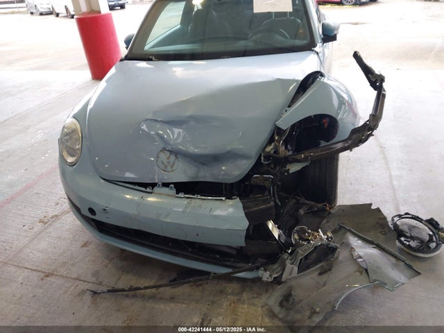 3VWJX7AT5EM621477 Volkswagen Beetle 2.5l