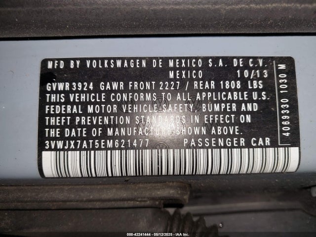 3VWJX7AT5EM621477 Volkswagen Beetle 2.5l