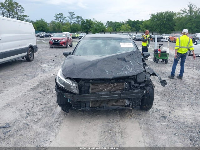 3KPFK4A77JE243188 KIA mpi nu