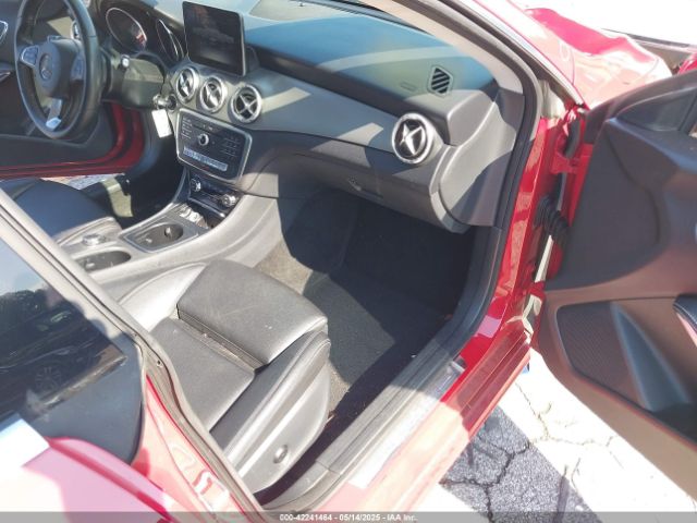 2018 MERCEDES-BENZ CLA 250 WDDSJ4EB0JN688003 Photo 4