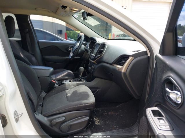 2015 JEEP CHEROKEE 1C4PJLCB6FW731208 Photo 4
