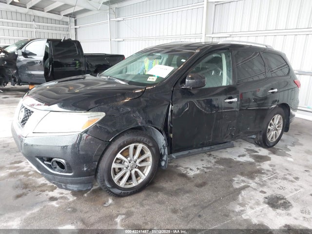5N1AR2MN9GC621480 Nissan Pathfinder S