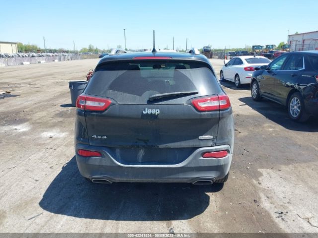1C4PJMCS3GW295456 Jeep Cherokee Latitude