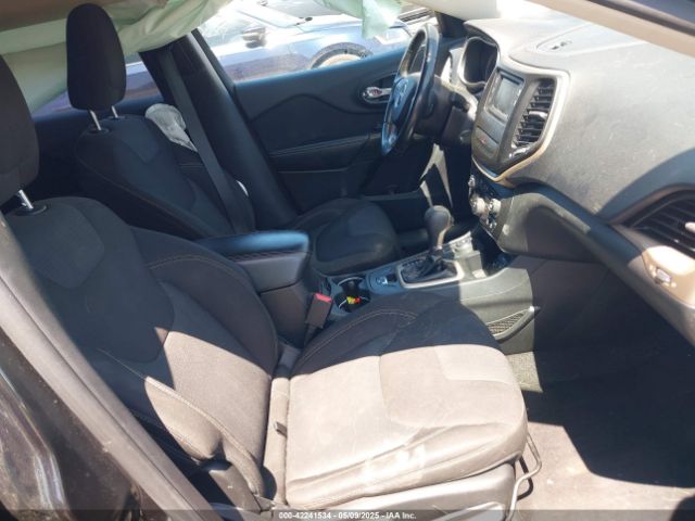 1C4PJMCS3GW295456 Jeep Cherokee Latitude