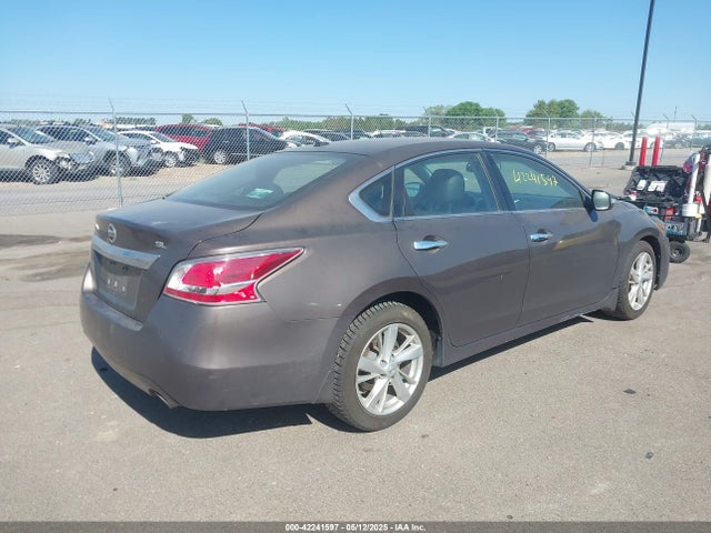 Nissan Altima 2015 1N4AL3AP9FC212241 Image 4