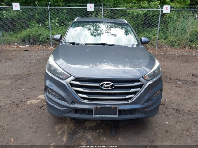 KM8J3CA49JU732826 Hyundai TUCSON SEL