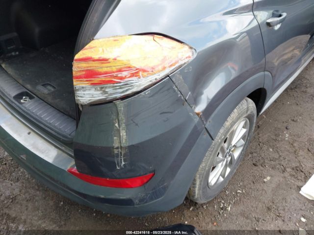 KM8J3CA49JU732826 Hyundai TUCSON SEL