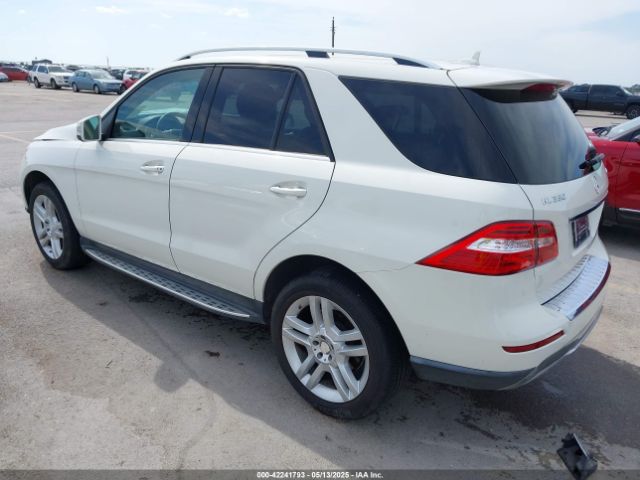 2013 MERCEDES-BENZ ML 350 4JGDA5HB2DA109489 Photo 2