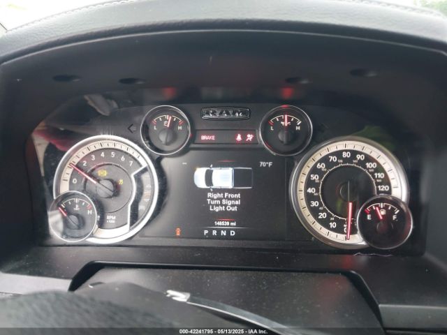 1C6RR7MT3JS122116 RAM 1500 Night  4x4 5'7 Box