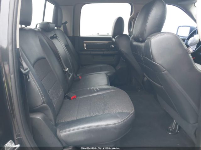 1C6RR7MT3JS122116 RAM 1500 Night  4x4 5'7 Box