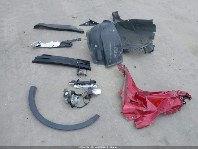 1FMCU0J9XGUA08698 Ford Escape Titanium