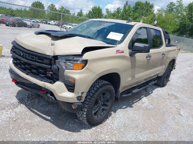 3GCPDCEDXNG569831 Chevrolet Silverado 1500 4wd  Short Bed Custom Trail Boss