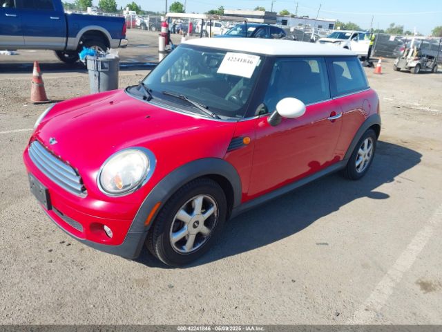 2010 MINI COOPER WMWMF3C56ATZ61062 Photo 1